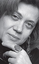 Πριοβόλου,  Ελένη