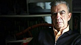 Κουμανταρέας,  Μένης